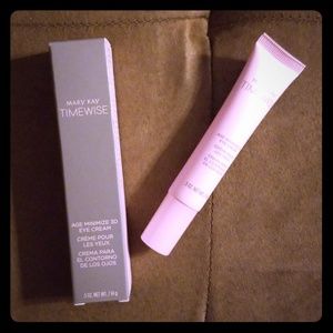 Age Minimize 3D Eye Cream